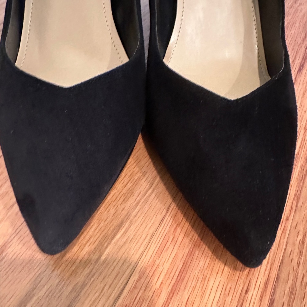 Marc Fisher Black Pointed Toe Pumps - Picture 3 of 8